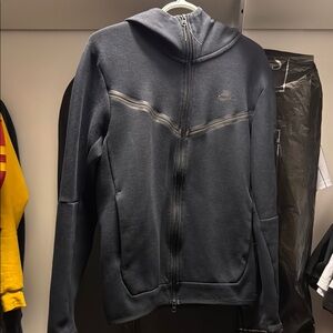 Nike Tech Fleece - Black